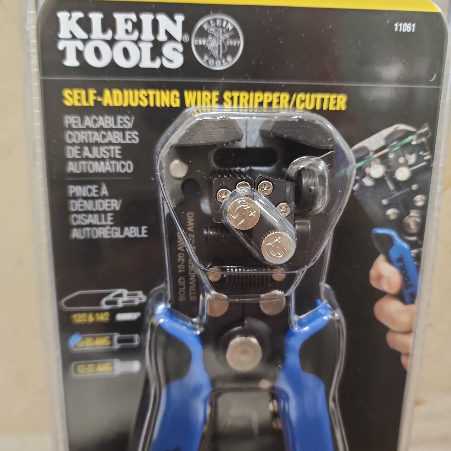 Klein tools Self adjusting wire stripper/cutter